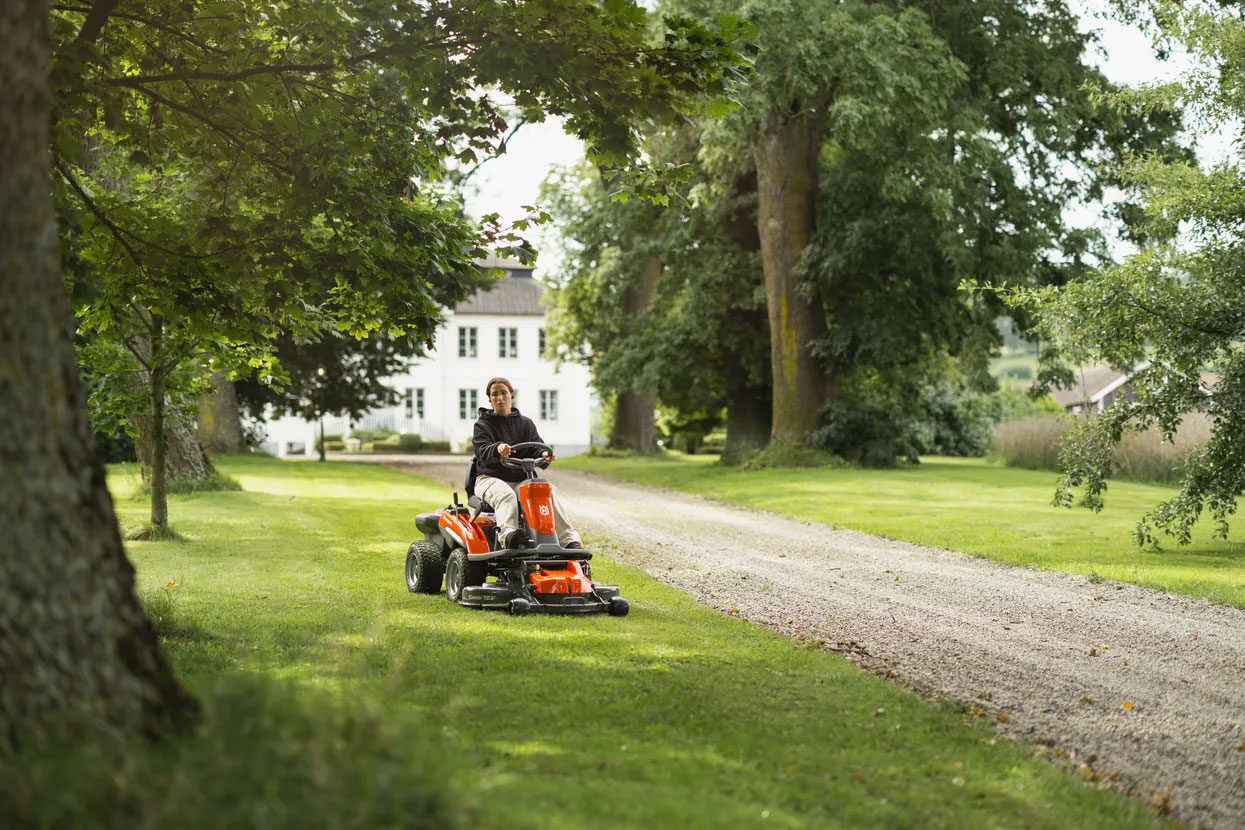 Husqvarna R 200iX Frontzitmaaier - Afbeelding 4
