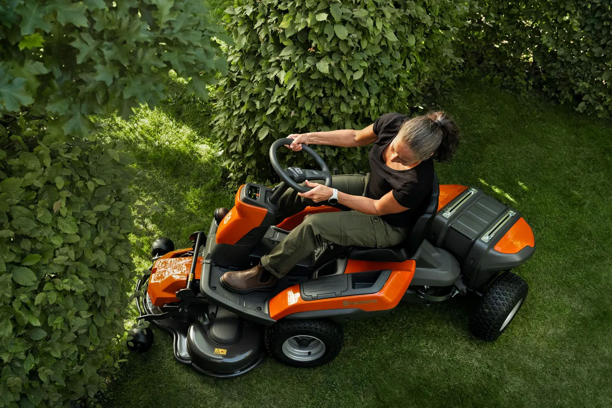 Husqvarna R 200iX AWD Frontzitmaaier - Afbeelding 5
