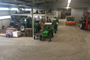 Werkplaats en stalling