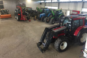 Werkplaats en stalling