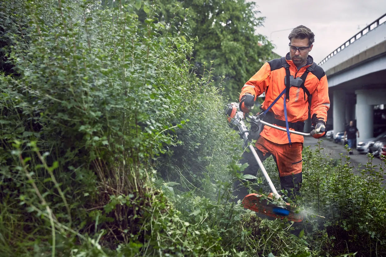 Husqvarna 535iRXT bosmaaier met motor met hoog koppel voor uitstekende snijcapaciteit