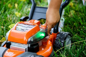 Husqvarna Speelgoed grasmaaier - Afbeelding 3