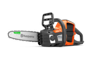 Husqvarna Accukettingzaag 215i met 30 cm zaagblad