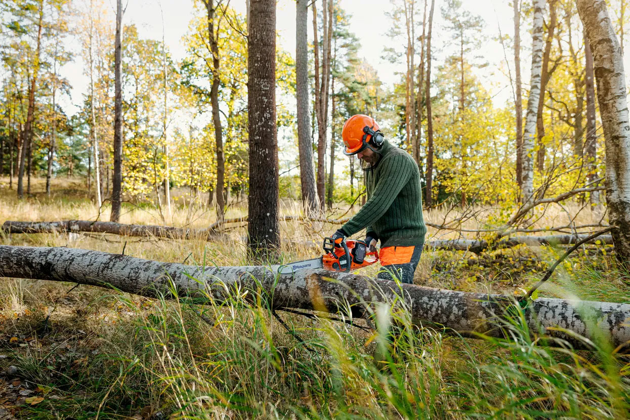 Husqvarna Accukettingzaag 435i met 36 cm zaagblad - Afbeelding 4