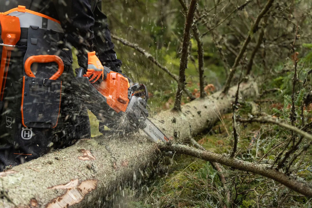 Husqvarna Accukettingzaag 440i met 38 cm zaagblad (Inclusief Accu & lader) - Afbeelding 4